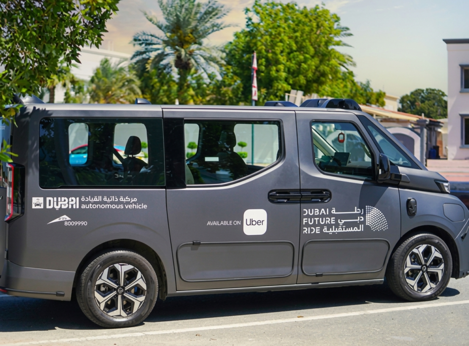 Autonomous taxi operating in Jumeirah Dubai smart mobility initiative